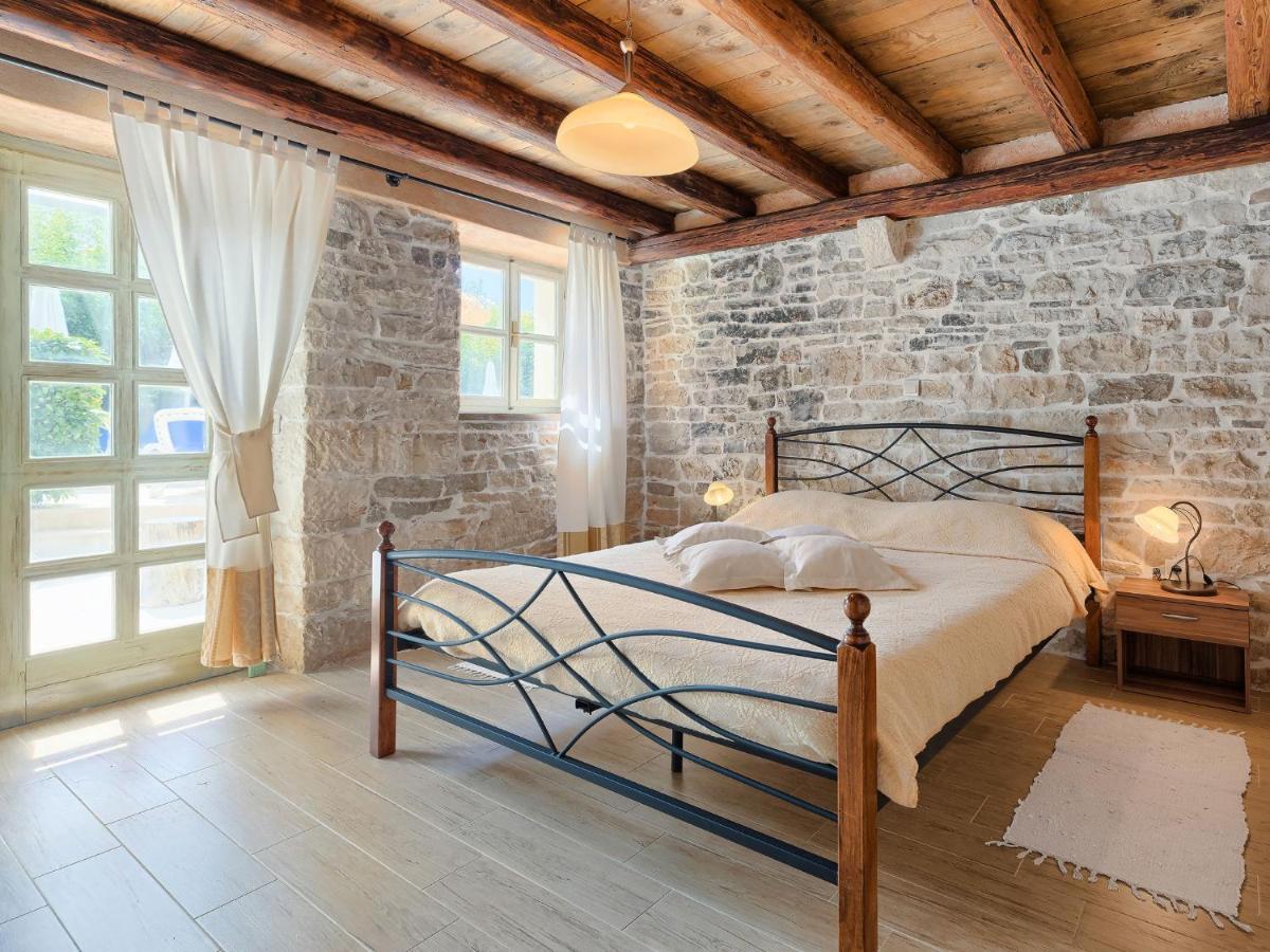 Holiday Home Hrelja - Roj418 By Interhome Zminj Exterior photo