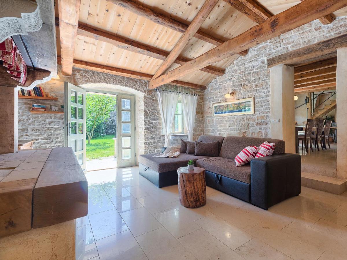 Holiday Home Hrelja - Roj418 By Interhome Zminj Exterior photo
